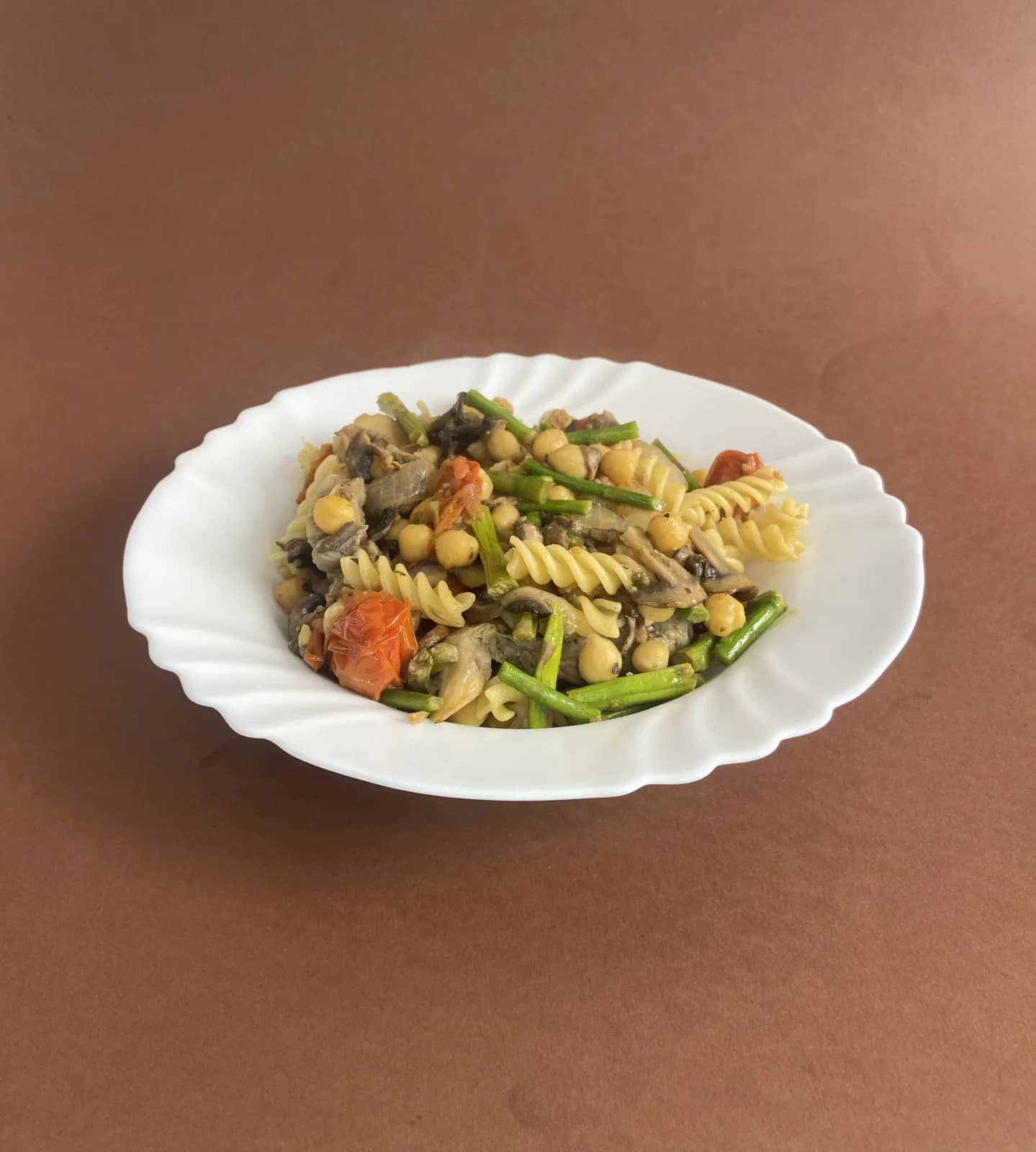 Massa com Legumes Assados e Grão-de-Bico