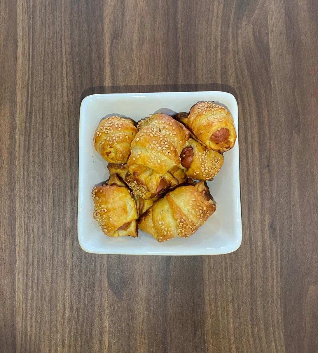 Folhados de Salsicha