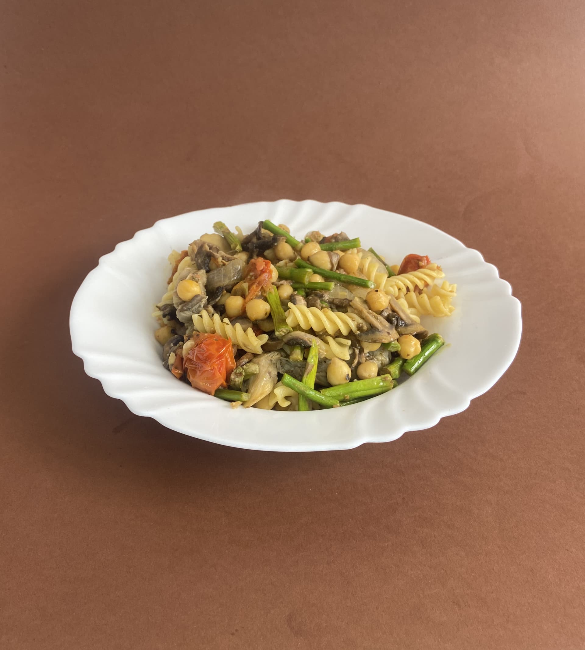 Massa com Legumes Assados e Grão-de-Bico