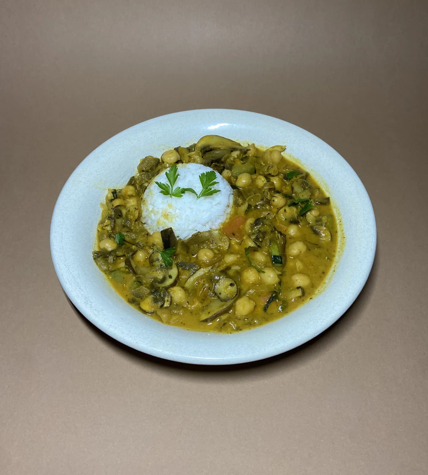 Caril de Grão com Legumes e Arroz